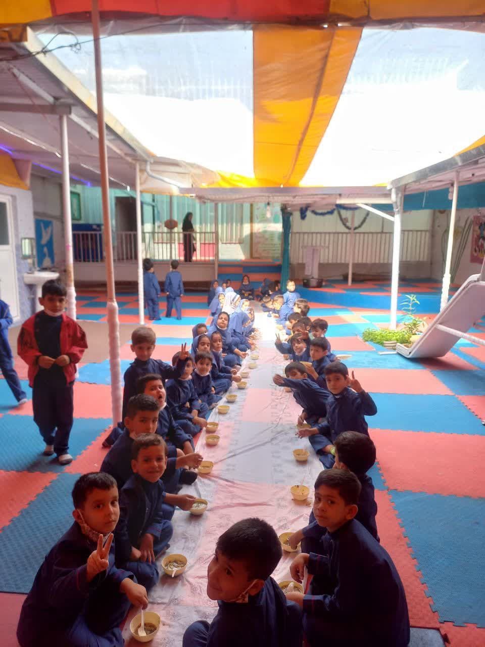 کودکستان غیردولتی دخترانه و پسرانه نوش مهر